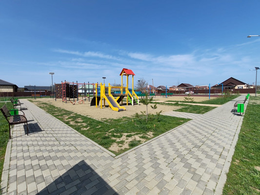 Продам дом, Изумрудная ул, 10, Белореченск г, 0 км от города