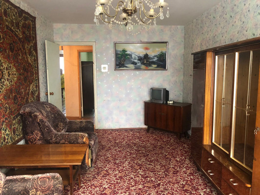Продам двухкомнатную (2-комн.) квартиру, Полевая ул, 6, Латышская д