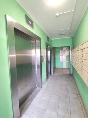Продам двухкомнатную (2-комн.) квартиру, Юбилейная ул, 18, Щербинка г
