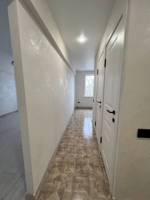 Продам трехкомнатную (3-комн.) квартиру, Уральская ул, 17, Краснодар г