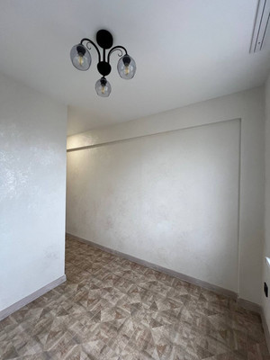 Продам трехкомнатную (3-комн.) квартиру, Уральская ул, 17, Краснодар г