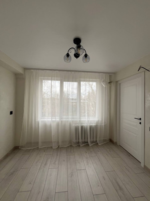 Продам трехкомнатную (3-комн.) квартиру, Уральская ул, 17, Краснодар г