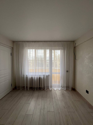 Продам трехкомнатную (3-комн.) квартиру, Уральская ул, 17, Краснодар г