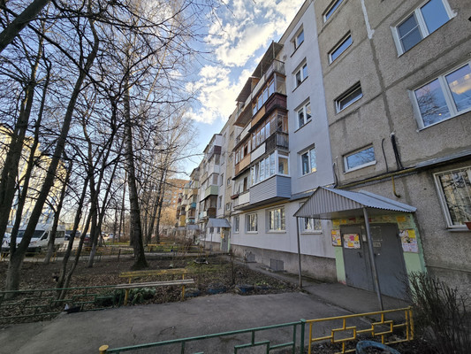 Продам двухкомнатную (2-комн.) квартиру, 60-летия Октября б-р, 3, Нижний Новгород г