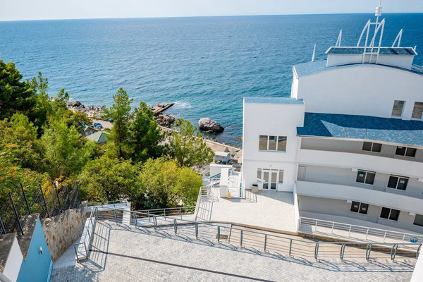 Продам однокомнатную (1-комн.) квартиру, Кипарисная ул, 51а, Береговое пгт