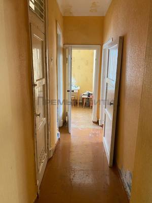 Продам трехкомнатную (3-комн.) квартиру, Салтыкова-Щедрина ул, 28, Калуга г