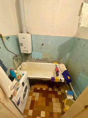 Продам трехкомнатную (3-комн.) квартиру, Салтыкова-Щедрина ул, 28, Калуга г