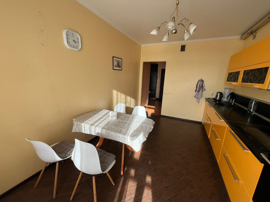 Продам двухкомнатную (2-комн.) квартиру, Композиторов ул, 18, Санкт-Петербург г