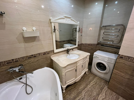 Продам двухкомнатную (2-комн.) квартиру, Композиторов ул, 18, Санкт-Петербург г