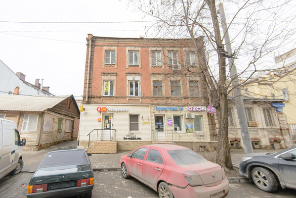 Продам трехкомнатную (3-комн.) квартиру, Максима Горького ул, 181, Ростов-на-Дону г