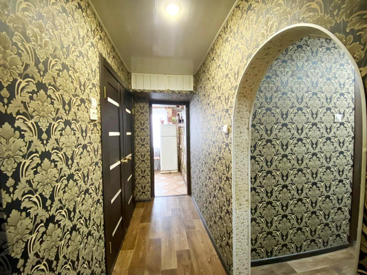 Продам трехкомнатную (3-комн.) квартиру, Строителей пр-кт, 60, Пенза г