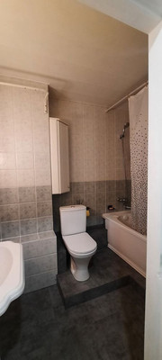 Продам трехкомнатную (3-комн.) квартиру, Кулахметова ул, 15, Казань г