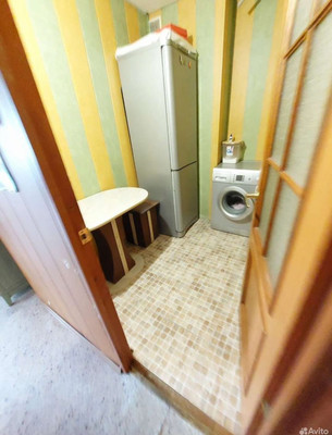 Продам двухкомнатную (2-комн.) квартиру, Рабочего Штаба ул, 93, Иркутск г