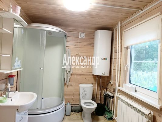 Продам дом в поселке СНТ Петровское, Щучья ул, 20, Петровское снт, 10 км от города