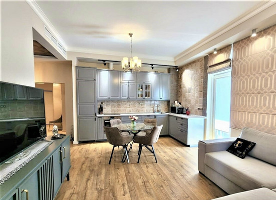 Продам трехкомнатную (3-комн.) квартиру, Севастопольское ш, 45е, Кореиз пгт