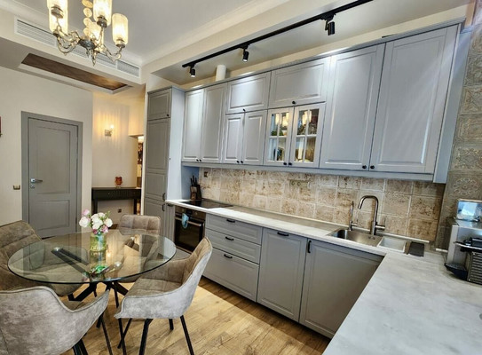 Продам трехкомнатную (3-комн.) квартиру, Севастопольское ш, 45е, Кореиз пгт