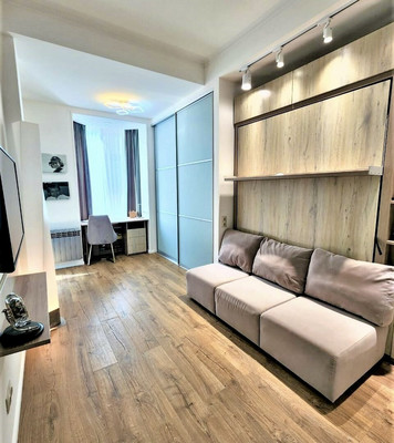 Продам трехкомнатную (3-комн.) квартиру, Севастопольское ш, 45е, Кореиз пгт