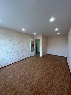 Продам однокомнатную (1-комн.) квартиру, Аделя Кутуя ул, 88, Казань г