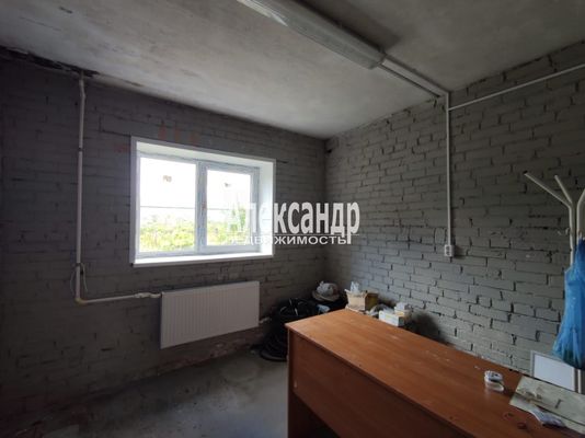 Продам офисное помещение 1 773 м2, 102Бк4, Новый Свет п