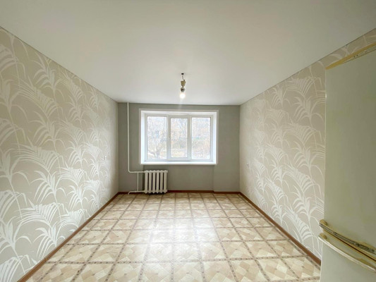 Продам комнату в 8-комн. квартире, Бекешская ул, 8, Пенза г