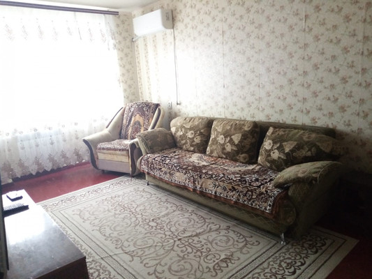 Продам трехкомнатную (3-комн.) квартиру, Красноармейская ул, 20, Ростов-на-Дону г