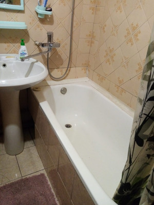 Продам трехкомнатную (3-комн.) квартиру, Красноармейская ул, 20, Ростов-на-Дону г