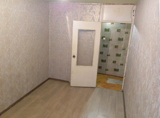 Продам трехкомнатную (3-комн.) квартиру, Ташкентская ул, 67, Иваново г
