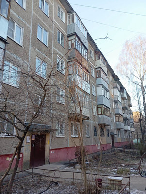 Продам трехкомнатную (3-комн.) квартиру, Ташкентская ул, 67, Иваново г