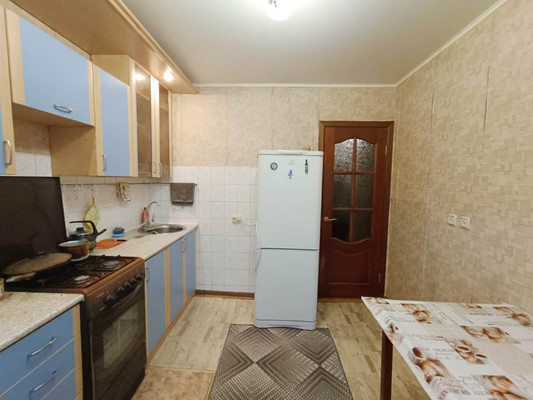 Продам однокомнатную (1-комн.) квартиру, Футбольная ул, 2, Иваново г