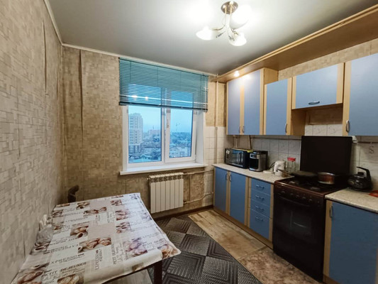 Продам однокомнатную (1-комн.) квартиру, Футбольная ул, 2, Иваново г