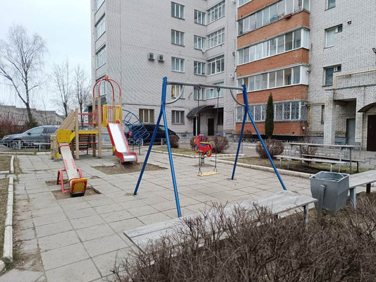 Продам однокомнатную (1-комн.) квартиру, Футбольная ул, 2, Иваново г