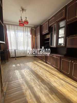 Продам однокомнатную (1-комн.) квартиру, Большевиков пр-кт, 19, Санкт-Петербург г