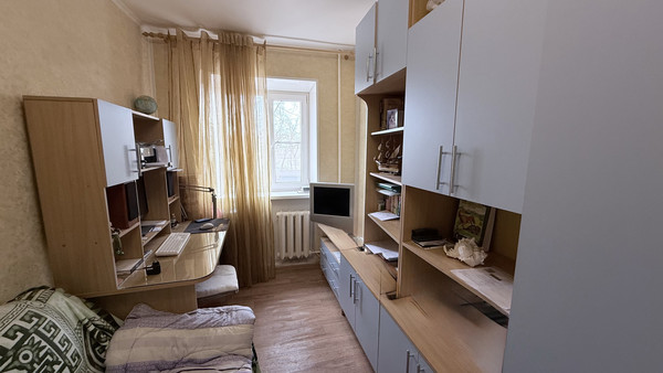 Продам трехкомнатную (3-комн.) квартиру, Морская ул, 46, Волгодонск г