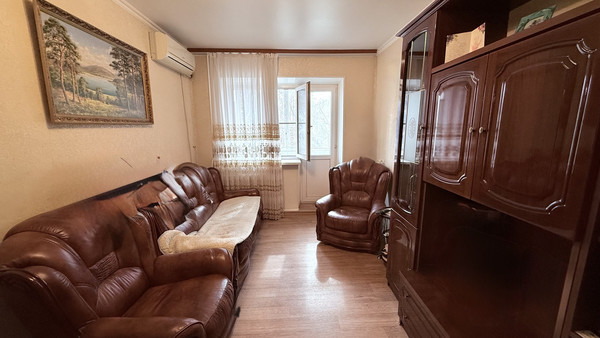 Продам трехкомнатную (3-комн.) квартиру, Морская ул, 46, Волгодонск г