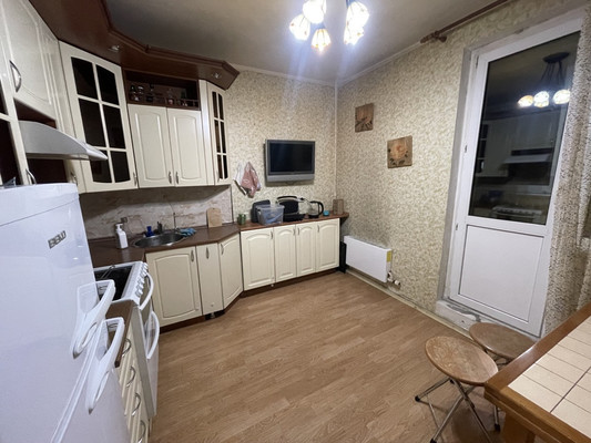 Продам однокомнатную (1-комн.) квартиру, Малышева ул, 13к3, Москва г