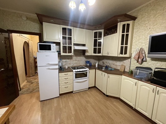 Продам однокомнатную (1-комн.) квартиру, Малышева ул, 13к3, Москва г
