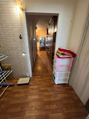 Продам трехкомнатную (3-комн.) квартиру, Октябрьская ул, 2, Тельмана п