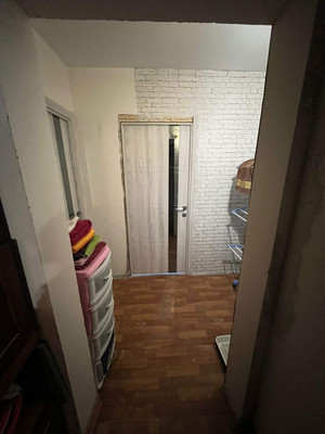Продам трехкомнатную (3-комн.) квартиру, Октябрьская ул, 2, Тельмана п