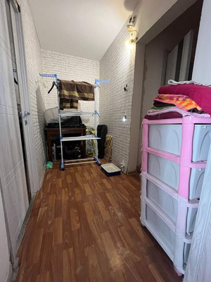 Продам трехкомнатную (3-комн.) квартиру, Октябрьская ул, 2, Тельмана п