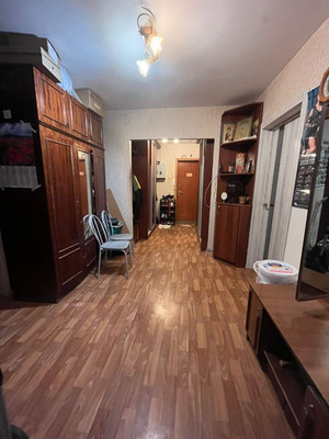 Продам трехкомнатную (3-комн.) квартиру, Октябрьская ул, 2, Тельмана п
