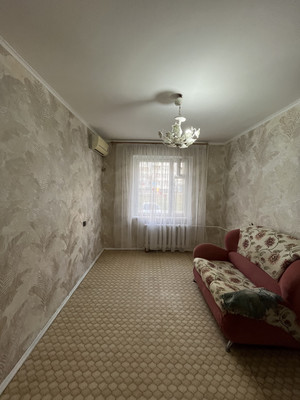 Продам двухкомнатную (2-комн.) квартиру, Маршала Кошевого ул, 36, Волгодонск г