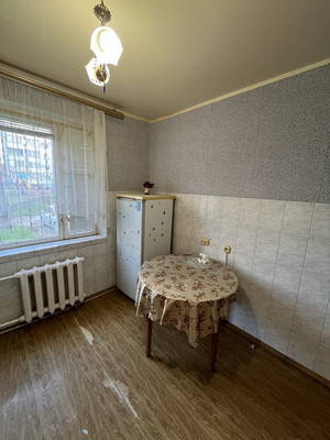 Продам двухкомнатную (2-комн.) квартиру, Маршала Кошевого ул, 36, Волгодонск г