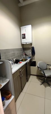 Продам коммерческое помещение 399 м2, Гашека ул, 2 1, Москва г