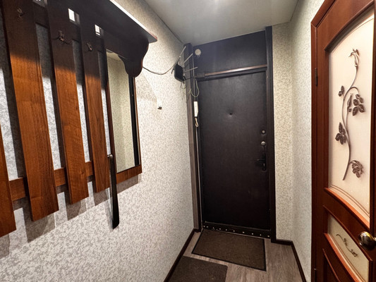 Продам трехкомнатную (3-комн.) квартиру, Матросова ул, 8, Старая Купавна г