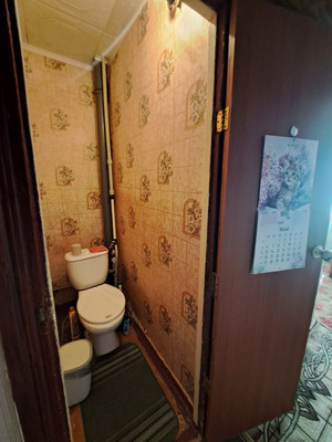 Продам трехкомнатную (3-комн.) квартиру, Железнодорожная ул, 4, Армянск г
