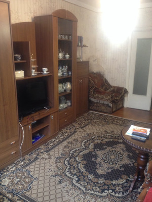 Продам трехкомнатную (3-комн.) квартиру, 1 Конной Армии ул, 74, Симферополь г