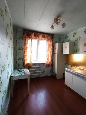 Продам двухкомнатную (2-комн.) квартиру, Западный мкр, 2, Октябрьский рп