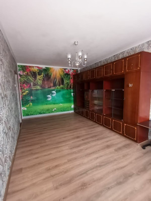 Продам двухкомнатную (2-комн.) квартиру, Западный мкр, 2, Октябрьский рп