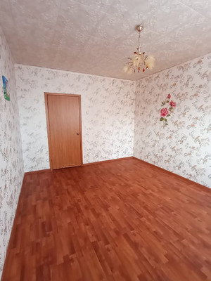 Продам двухкомнатную (2-комн.) квартиру, Западный мкр, 2, Октябрьский рп