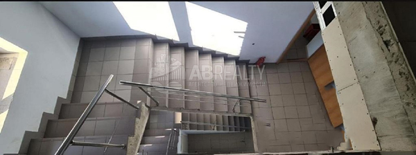 Продам коммерческое помещение 1 052 м2, Поярково д